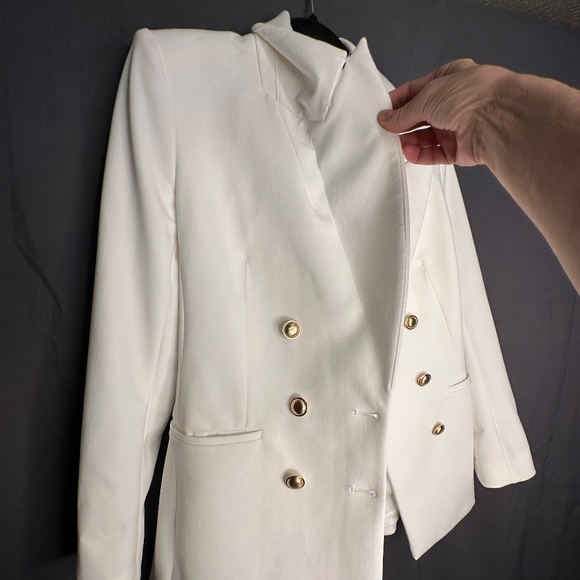 Like NEW Express Double Breasted Blazer Size Small - Picture 4 of 10